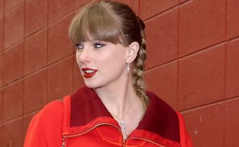 Taylor Swift's Selfie at Travis Kelce's Recent Chiefs Game Sparks Mixed Reactions Online