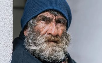 I Gave Shelter to a Homeless Man I Saw near the Dumpster – I Was Speechless When He Came Out of the Shower